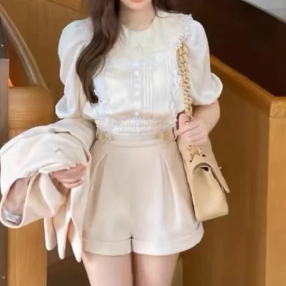 Romance of Girl Shorts | Japanese Kawaii Cottage Ballet Style Cream Beige Shell Button Dress Shorts Pants | Color: Cream/Gold | Size: S |